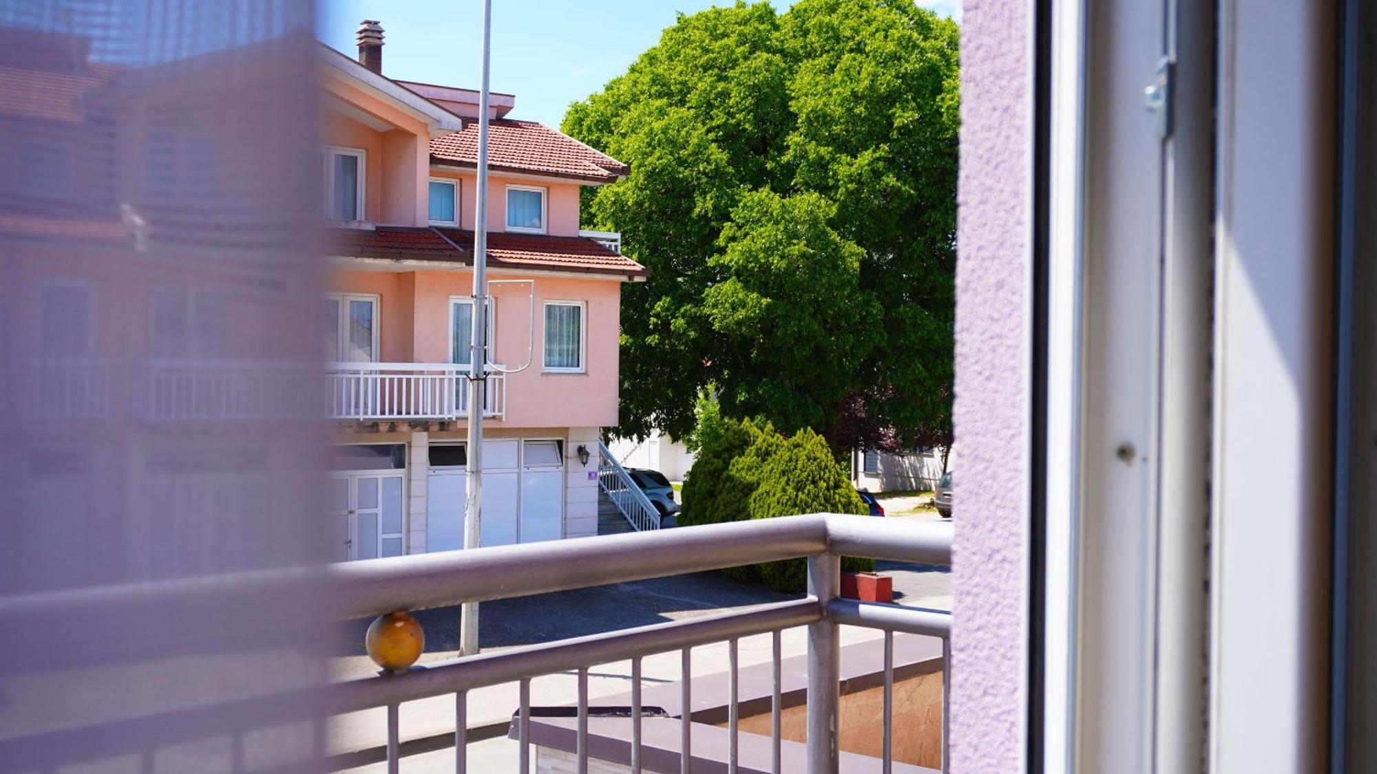 Pansion Viola Hotel Medjugorje Exterior photo